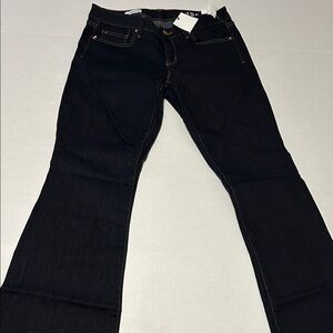 GAP Women's Curvy Low Rise Boot Cut Jeans, Size 27